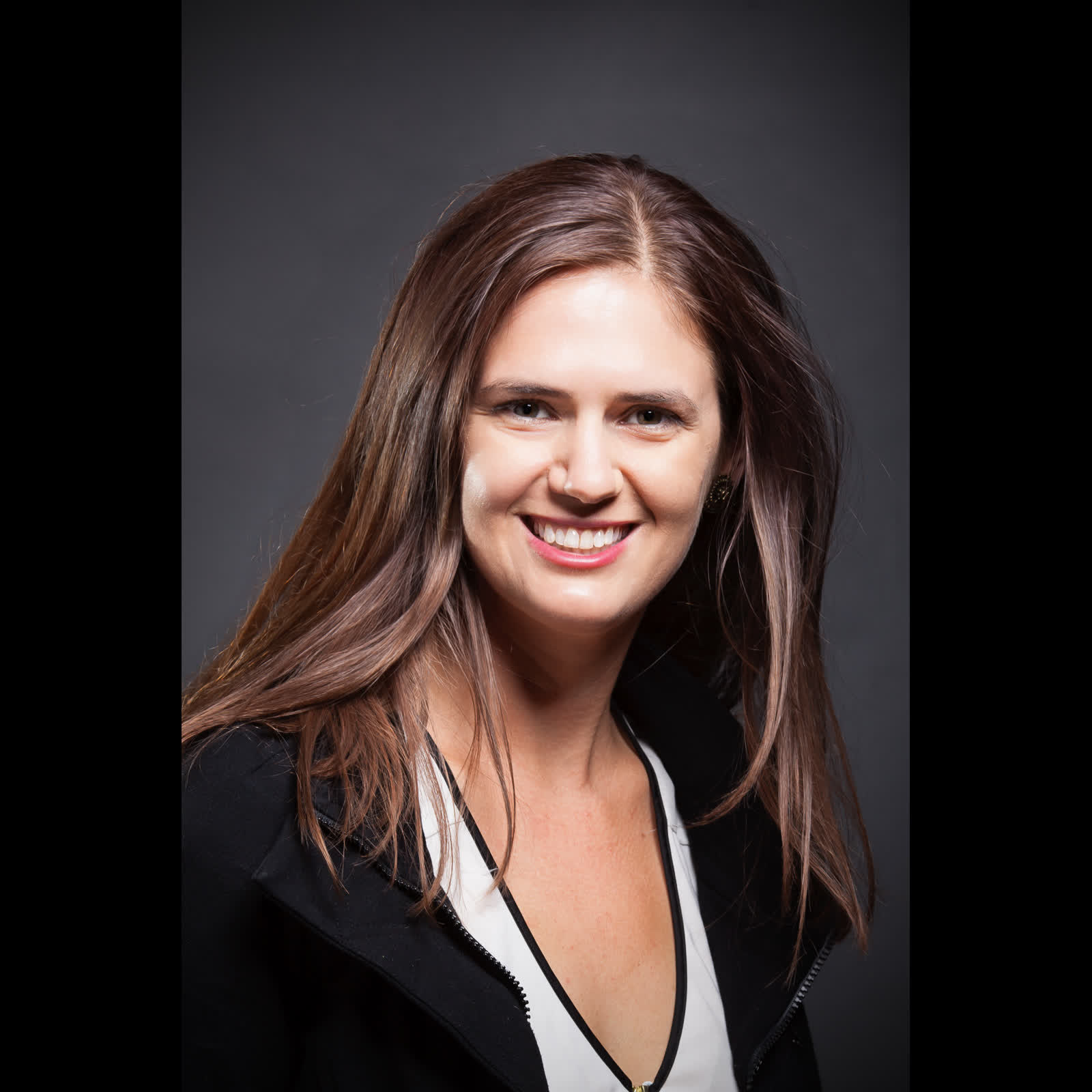 Destiny of Manufacturing EP 0510 - Erin bishop - Machine Inbound